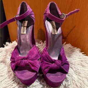 Steve Madden Get Real Purple Heels with Bow‎ Detail